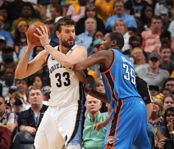 赫伊森以1 赫伊森以1